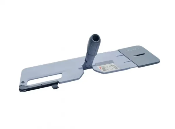 Vileda Professional CE Duo™ CleanTech™ Sponge 搭配 Swep Duo Plus Frame 是一款适用于 ISO 5 及以上洁净环境的高效清洁系统，采用超细纤维层压泡绵结构，支持高温灭菌、双面使用与免手接触卸布，适合地面、墙面、天花板及复杂区域的清洁与消毒。